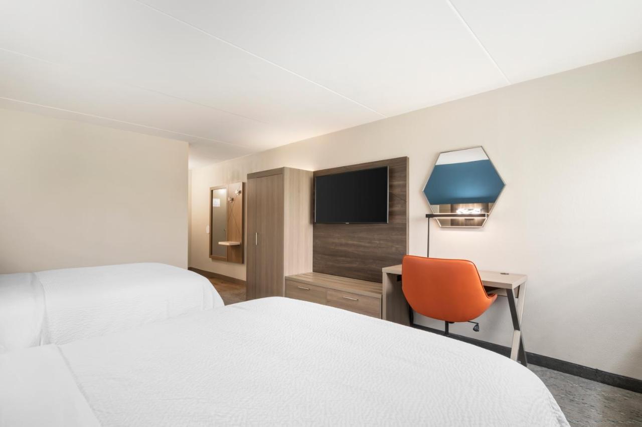 Holiday Inn Express Greencastle, An Ihg Hotel Esterno foto