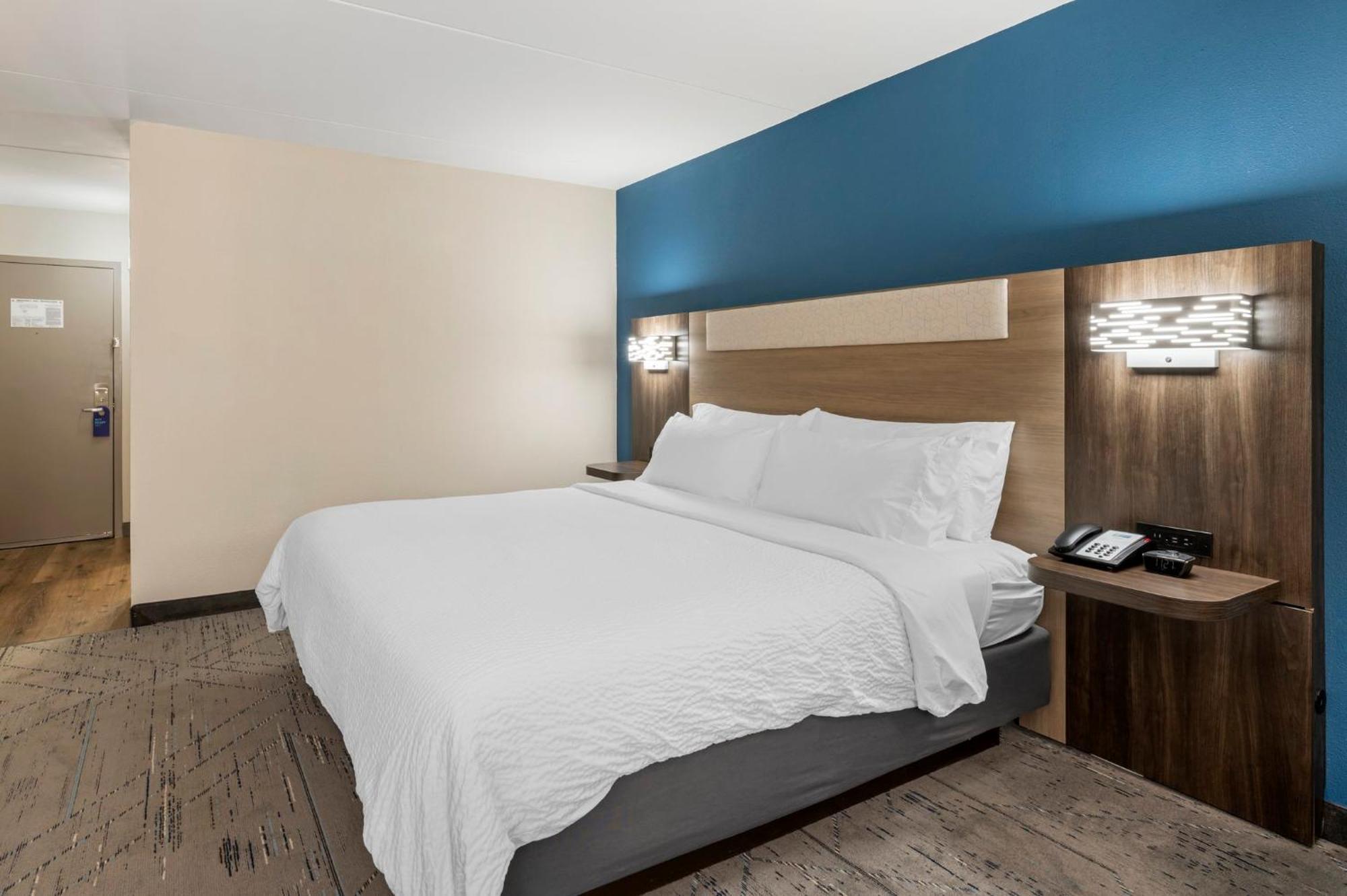 Holiday Inn Express Greencastle, An Ihg Hotel Esterno foto