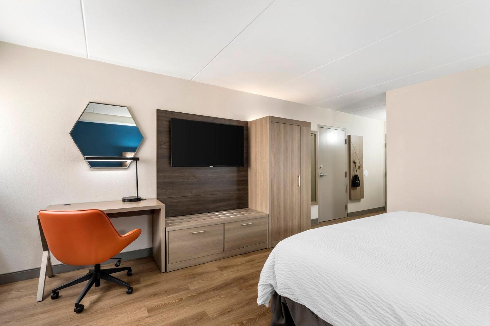 Holiday Inn Express Greencastle, An Ihg Hotel Esterno foto