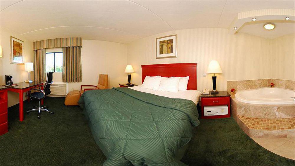 Holiday Inn Express Greencastle, An Ihg Hotel Esterno foto